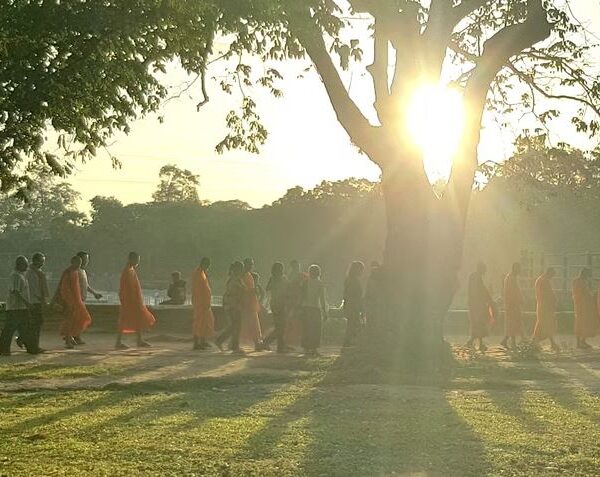 Pilgrimage parade at Angkor Wat temple