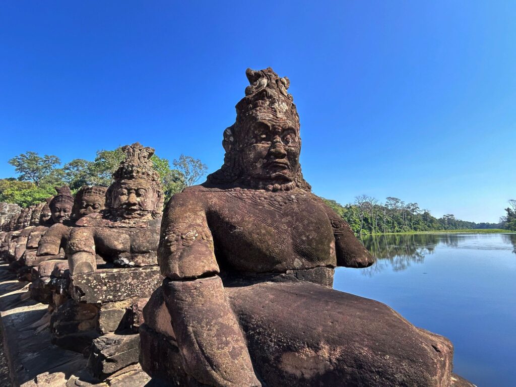 The status of the demon at south gate of the Angkor Thom