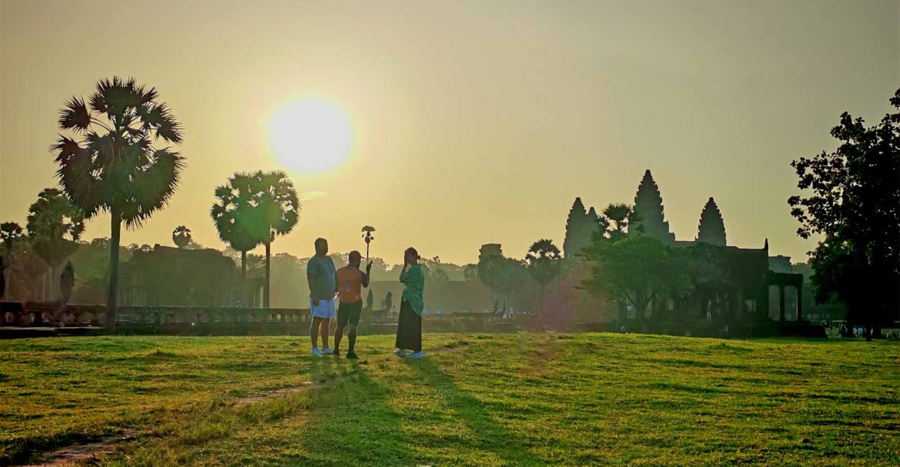 Spectacular Sunrise at Angkor Wat: 5 Reasons a Must Visit with NO Hesitation