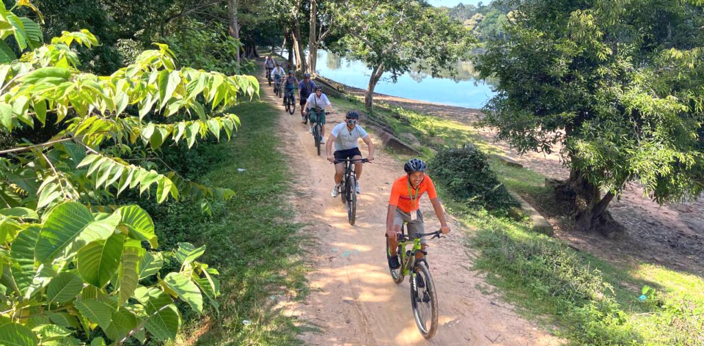 ECO-FRIENDLY TOUR COMPANY