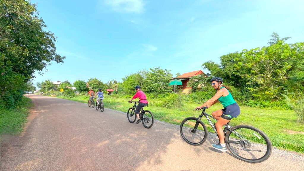 Cycle Phnom Penh to the Coast, 4 days biking tour in Cambodia