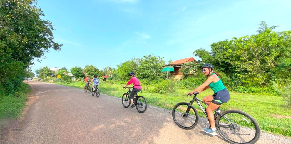 Cycle Phnom Penh to the Coast, 4 days biking tour in Cambodia