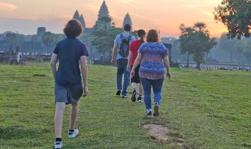 Jungle Trails and Temple Tales: Sunrise Hiking Tour of Angkor Temple