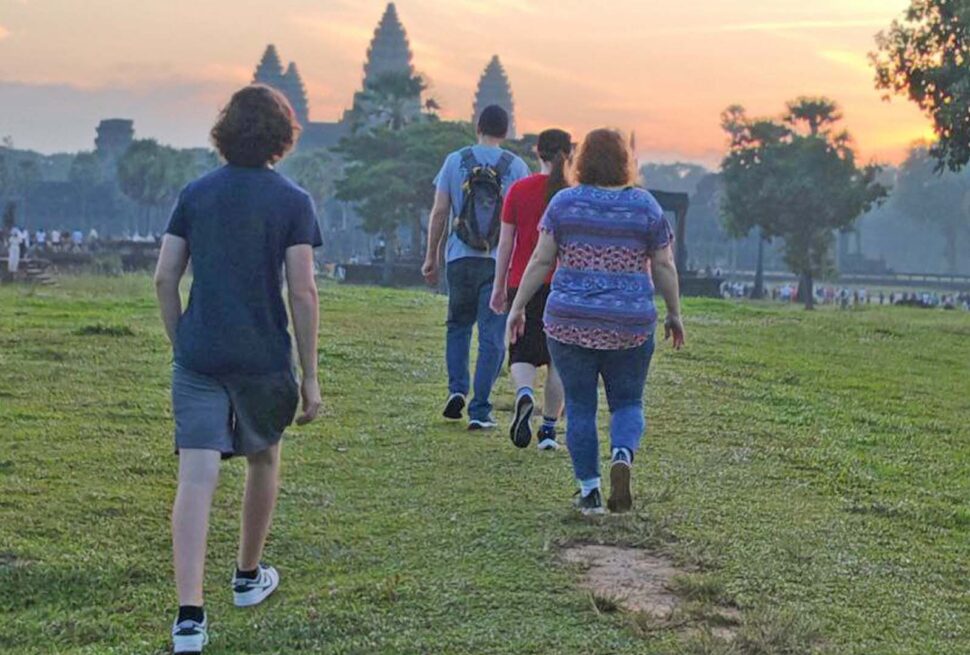 Sunrise Hiking Tour of the Angkor temple