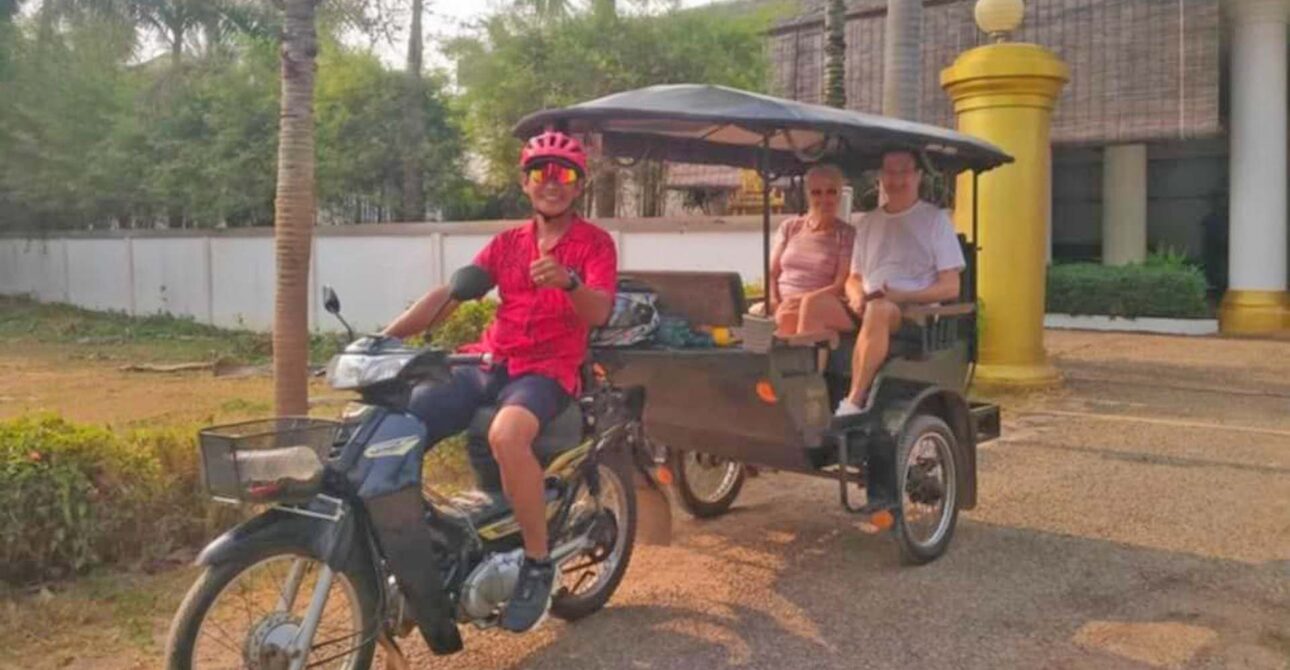 Siem Reap Foodies and City Tour by Local Tuk Tuk