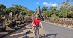 Angkor by bike acrobatic and culinary