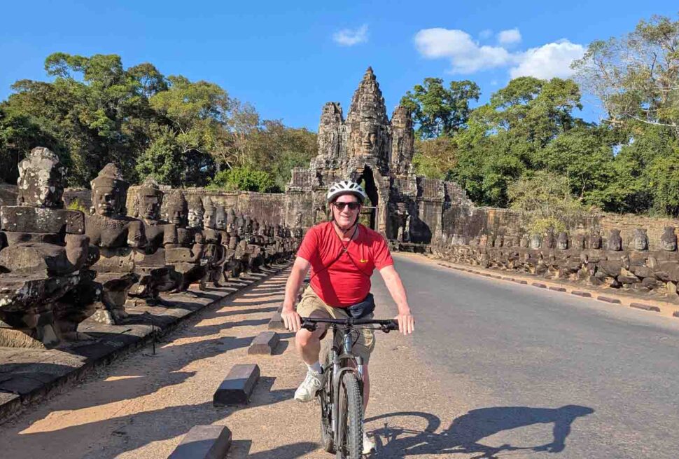 Angkor by bike acrobatic and culinary