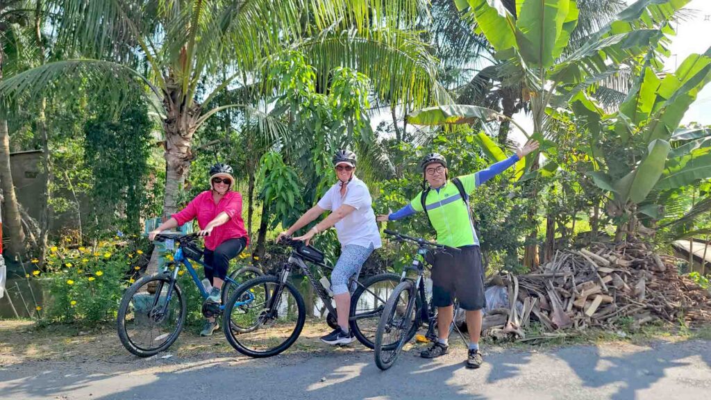 Great cycling tour in Mekong delta of Vietnam
