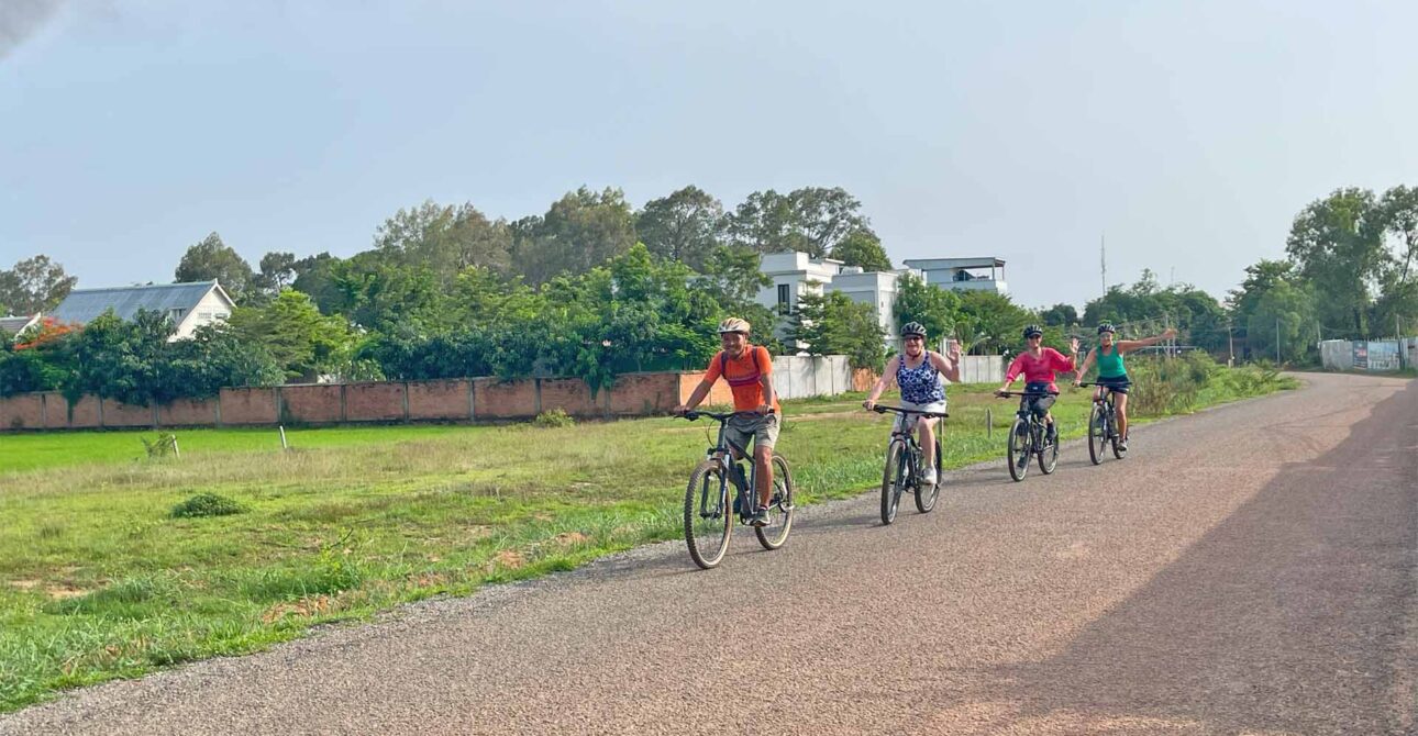 Siem Reap Countryside and Village Tour by Bike