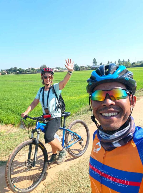 Cycling tour of the Mekong river in Cambodia