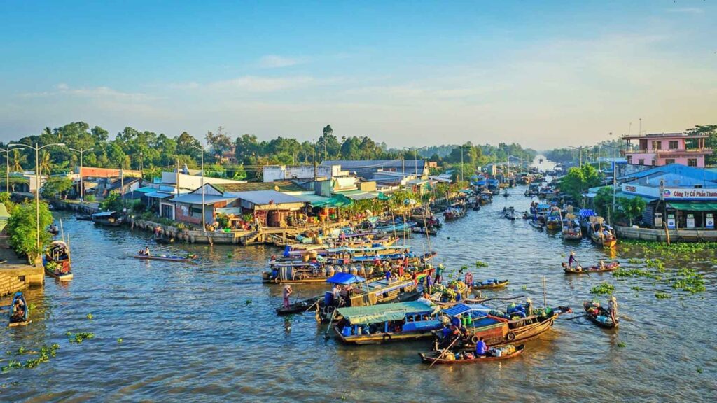 The floating market of the Mekong delta in Vietnam
