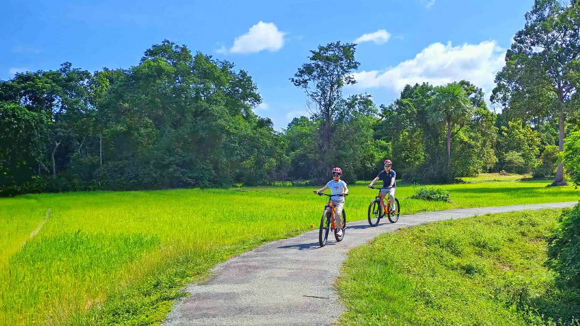 Siem Reap countryside bike tour