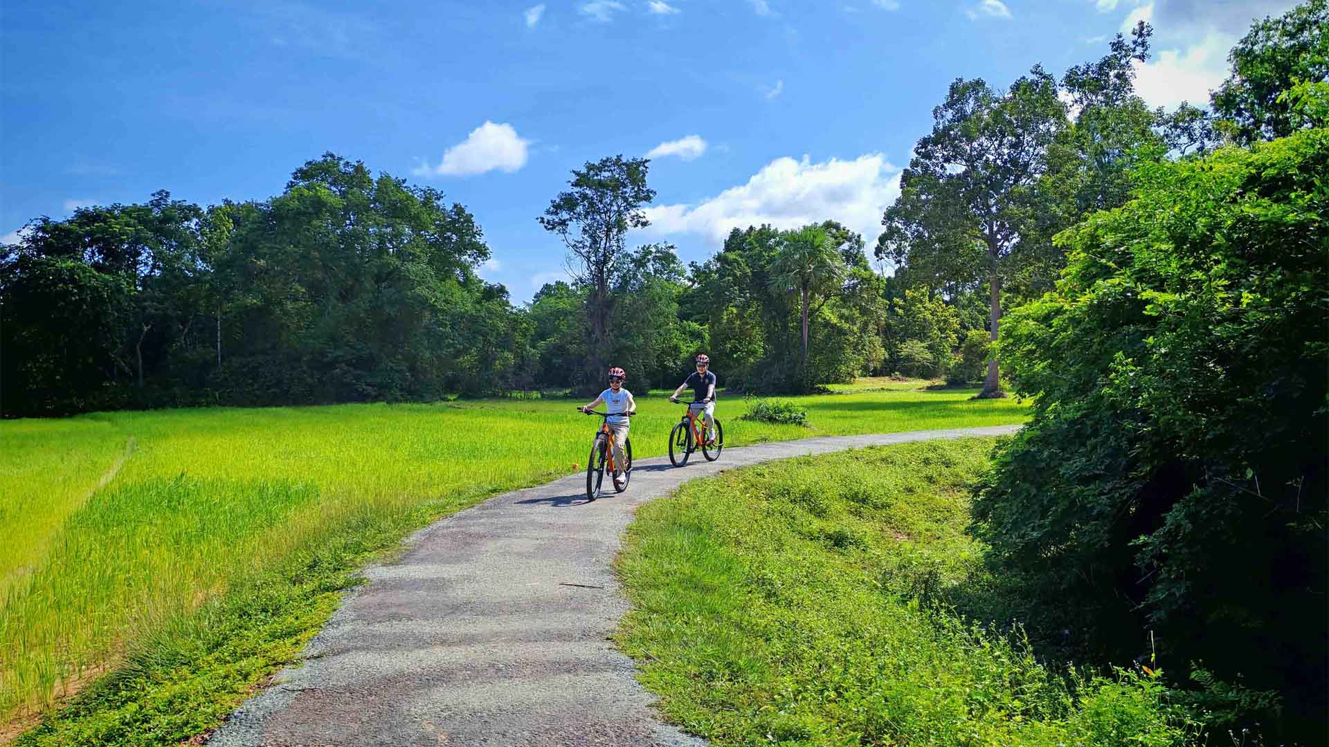 Siem Reap countryside bike tour